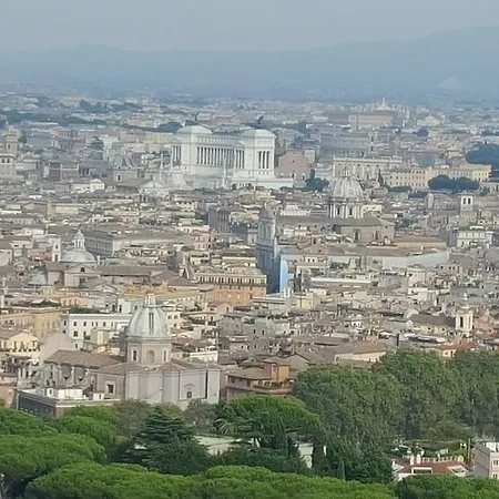 Апартаменты Roman Holidays All'eur